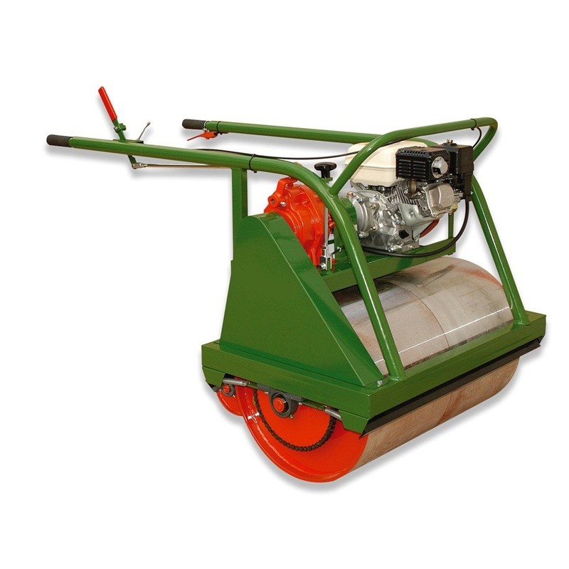 KM-1 Petrol-Engine Court Roller