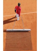 ATTREZZI PER LA MANUTENZIONE DEL CAMPO DA TENNIS